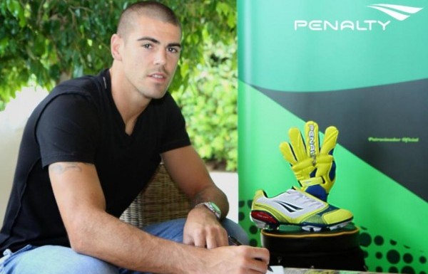 VICTOR VALDES