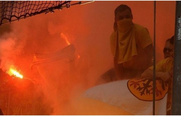 Dev derbilerin dev tribünleri