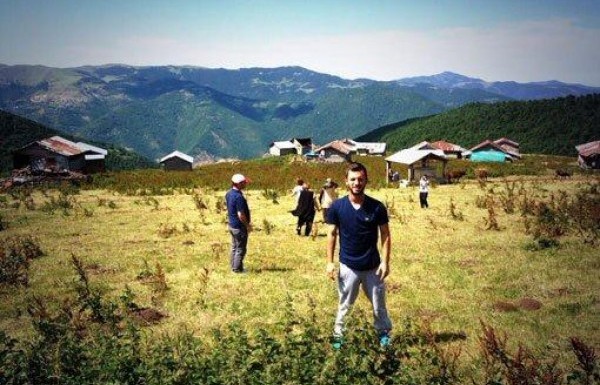 Emre Çolak