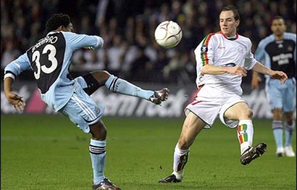 'Kendi isimlerine gülüyorlar