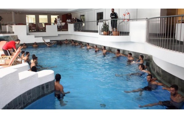 'Kartal havuzda çalıştı