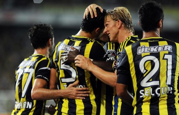 Fenerbahçe: 99 TL (2012-2013 sezonu forması)