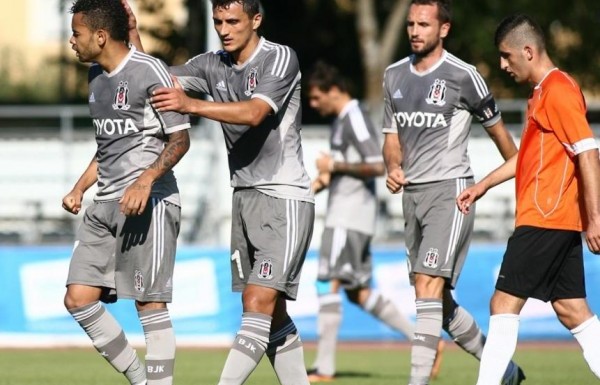 Beşiktaş 2 - 2 Laçi