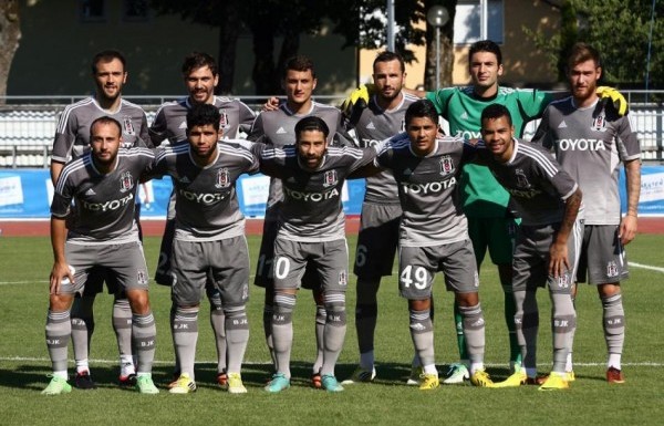 'Beşiktaş 2 - 2 Laçi