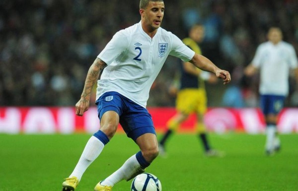 15 KYLE WALKER