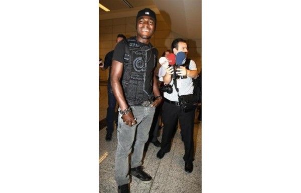 'Emenike İstanbul'da