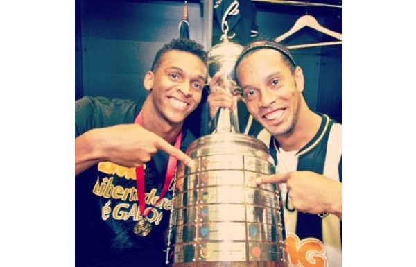 JO - RONALDINHO