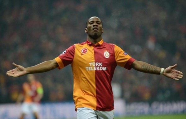10- GALATASARAY - 393