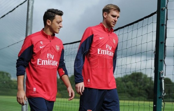 'Mesut Özil ilk idmanında