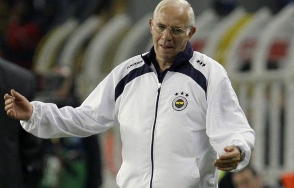 Luis Aragones