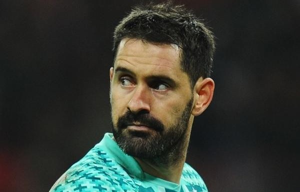 Scott Carson