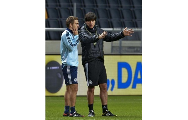 18-Philipp Lahm(Bayern Münih)