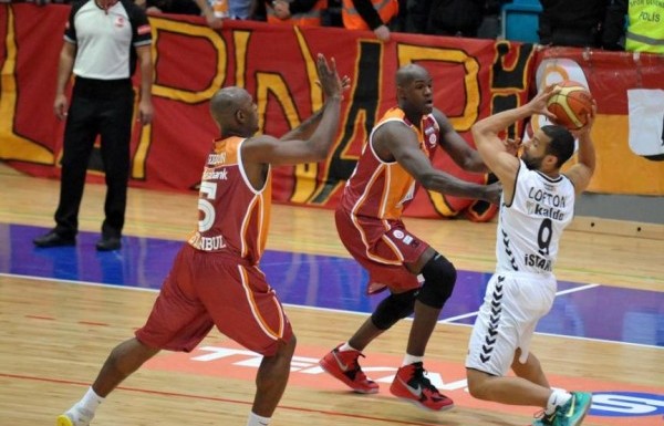 'Beşiktaş 67-69 Galatasaray