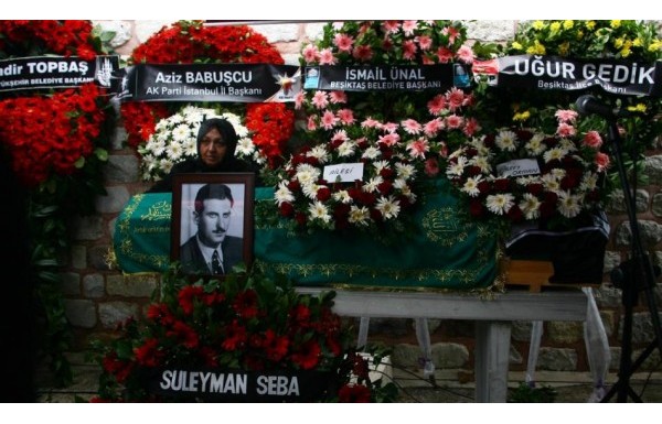 'Cenazede buluştular