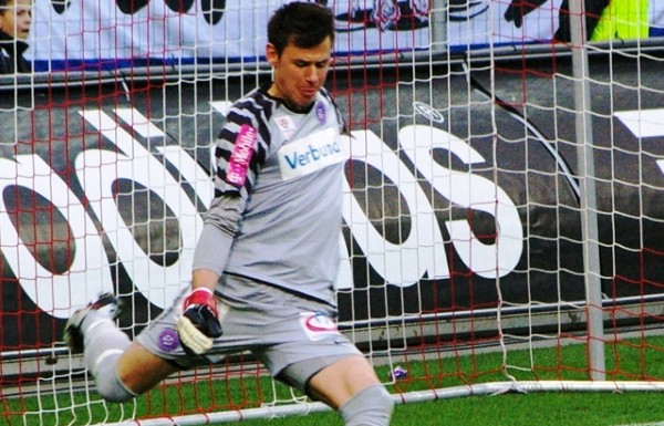 Aslan'ı yıktı, haftanın 11'ine girdi