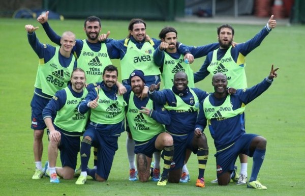 'Fenerbahçe'de neşe dolu antrenman