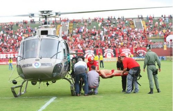 'Brezilya'da futbola kan bulaştı