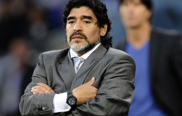 Diego Armando Maradona (Arjantinli futbol efsanesi