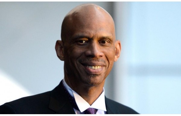 Kareem Abdul Jabbar (NBA efsanesi)