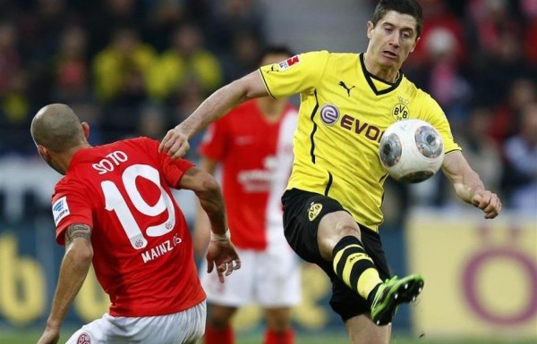 ROBERT LEWANDOWSKI