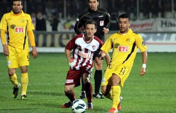 RODRIGO TELLO