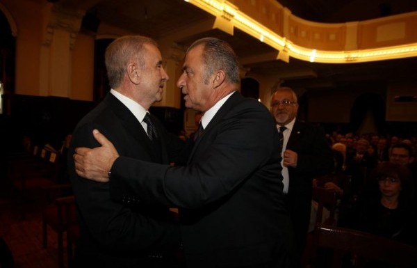 SMS’LER ORTALARDA...