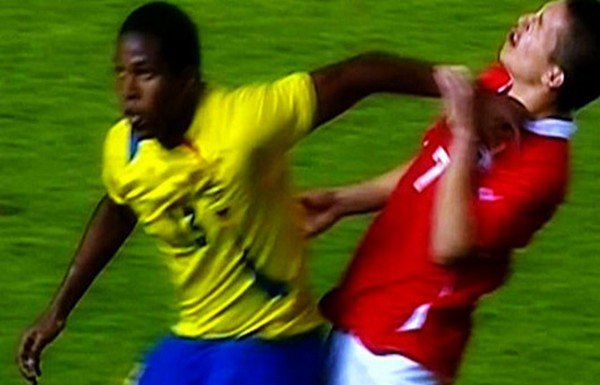 'Dünyanın en kötü 10 aktör futbolcusu