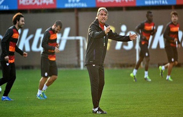 'Mancini'nin Operasyonu Tamamlandı