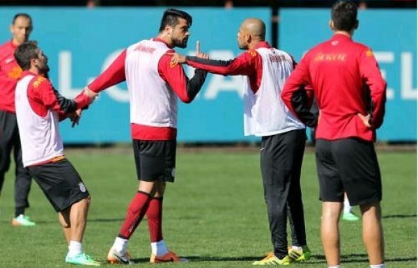 'Melo ve Gökhan Zan idmanda tartıştı!