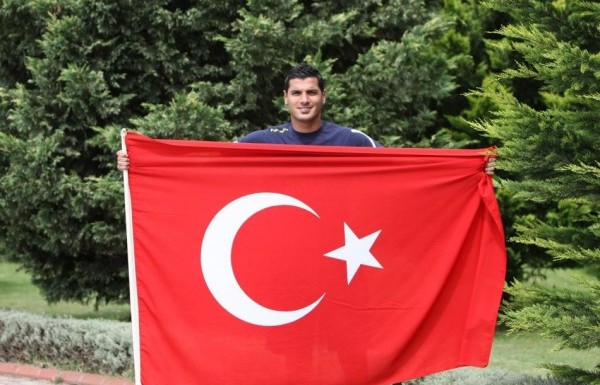 Önder Turacı