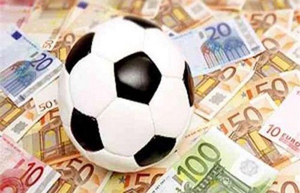 'En çok bonservis ödenen Türk futbolcular