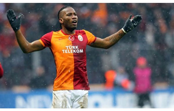TT Arena'da efsane buluşma