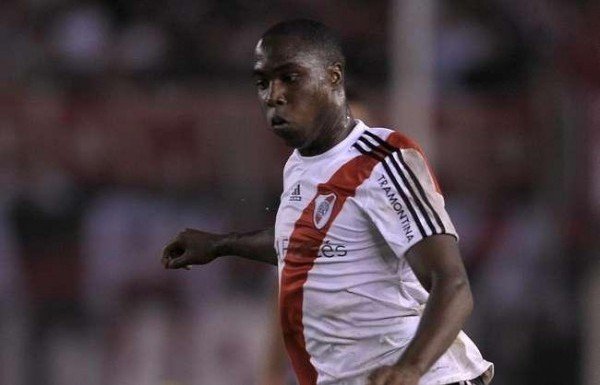 Stoper: Eder Alvarez Balanta | Kolombiya