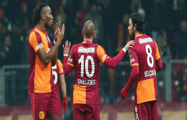 G.Saray'da ŞOK kavga! İki yıldız kapıştı...