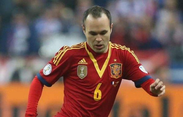 Orta saha: Andres Iniesta | İspanya