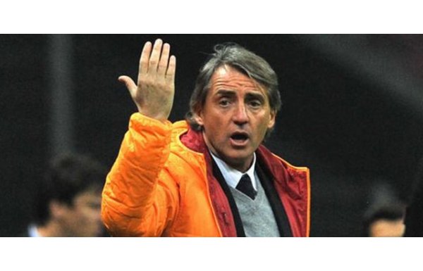MANCINI, LAVEZZI’Yİ İSTİYOR