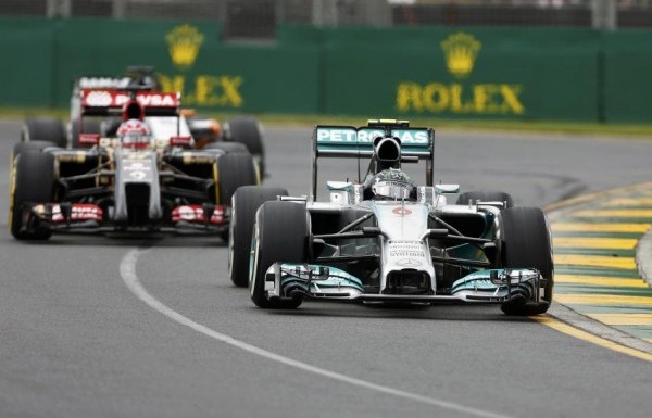 'İlk pole Hamilton'a gitti!
