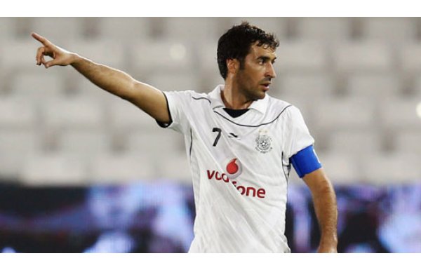 4. Raul Gonzalez