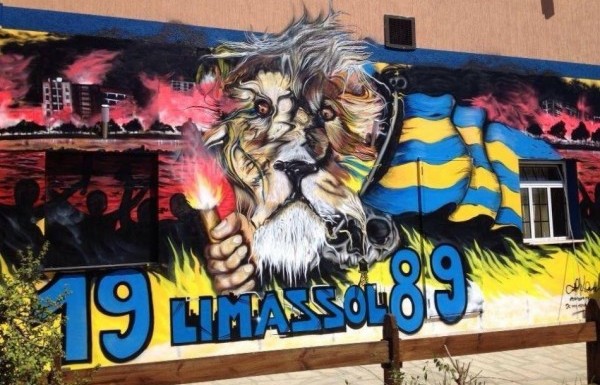 'Taraftar graffitileri