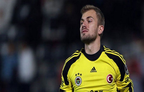 G.Saray'da 2 yıldız ayrılıyor!