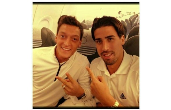 MESUT ÖZİL - SAMI KHEDIRA