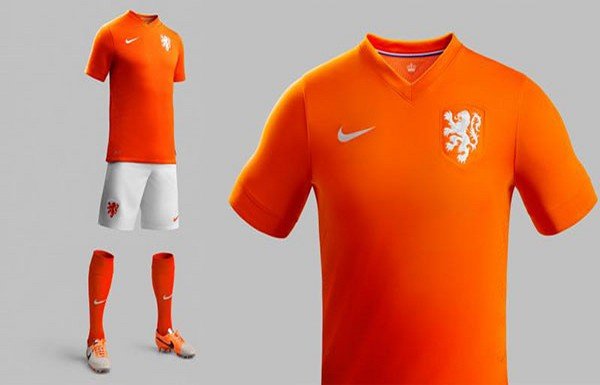 İşte Sneijderin yeni forması