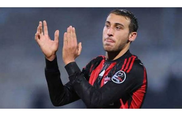 19 CENK TOSUN