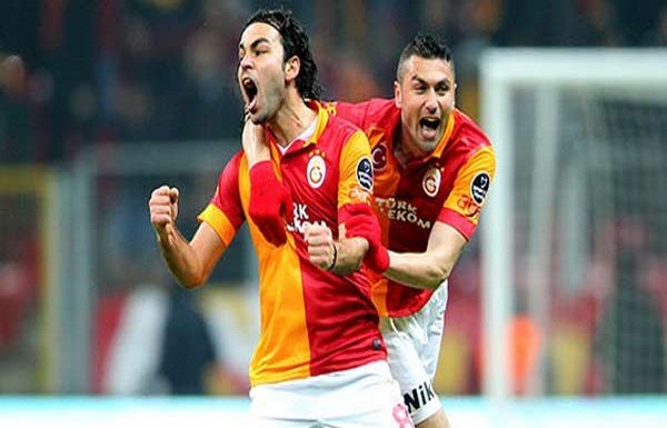 'Galatasaray'da FLAŞ gelişme! Selçuk ve Burak...