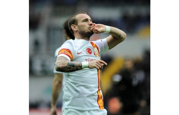 Sneijder mi? Sow mu?