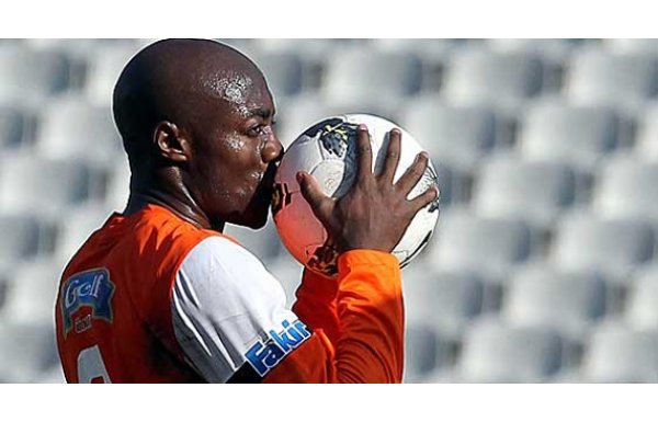 15 PIERRE WEBO