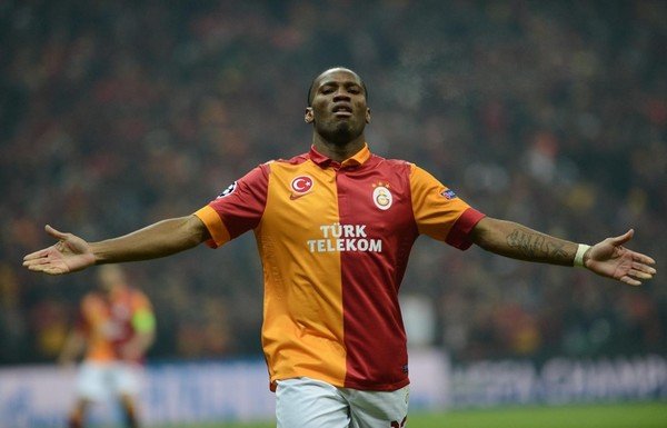 Dünya'da en çok para kazanan futbolcular!