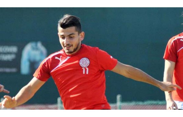 F.Bahçe'de bombalar patlıyor! 5 isim...