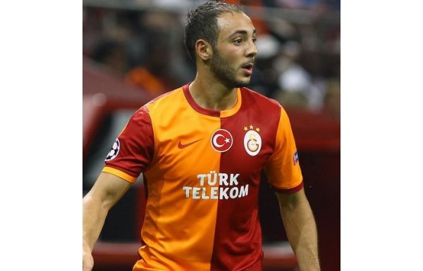 Hepsi 1 Amrabat etmedi!