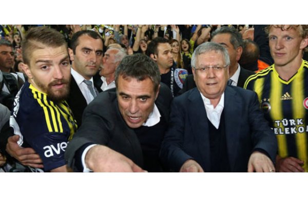 ’FAZLA OYUNCU PROBLEM OLUR’